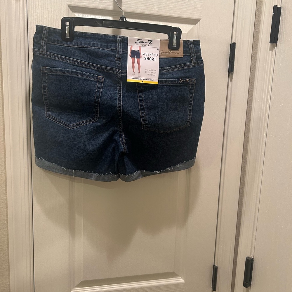 Seven7 - Women's Weekend Shorts - Size 8 - Picture 5 of 7